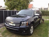 main_chevrolet-suburban.jpg