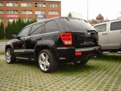 main_jeep-s-athosem-a-parkpilotem.jpg